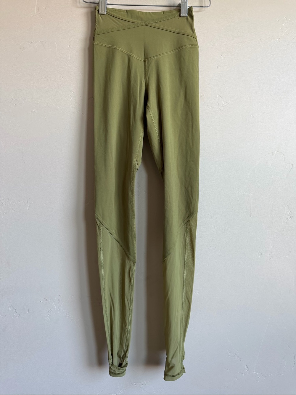Women’s Lululemon Olive Green Ballet Leggings Size 2